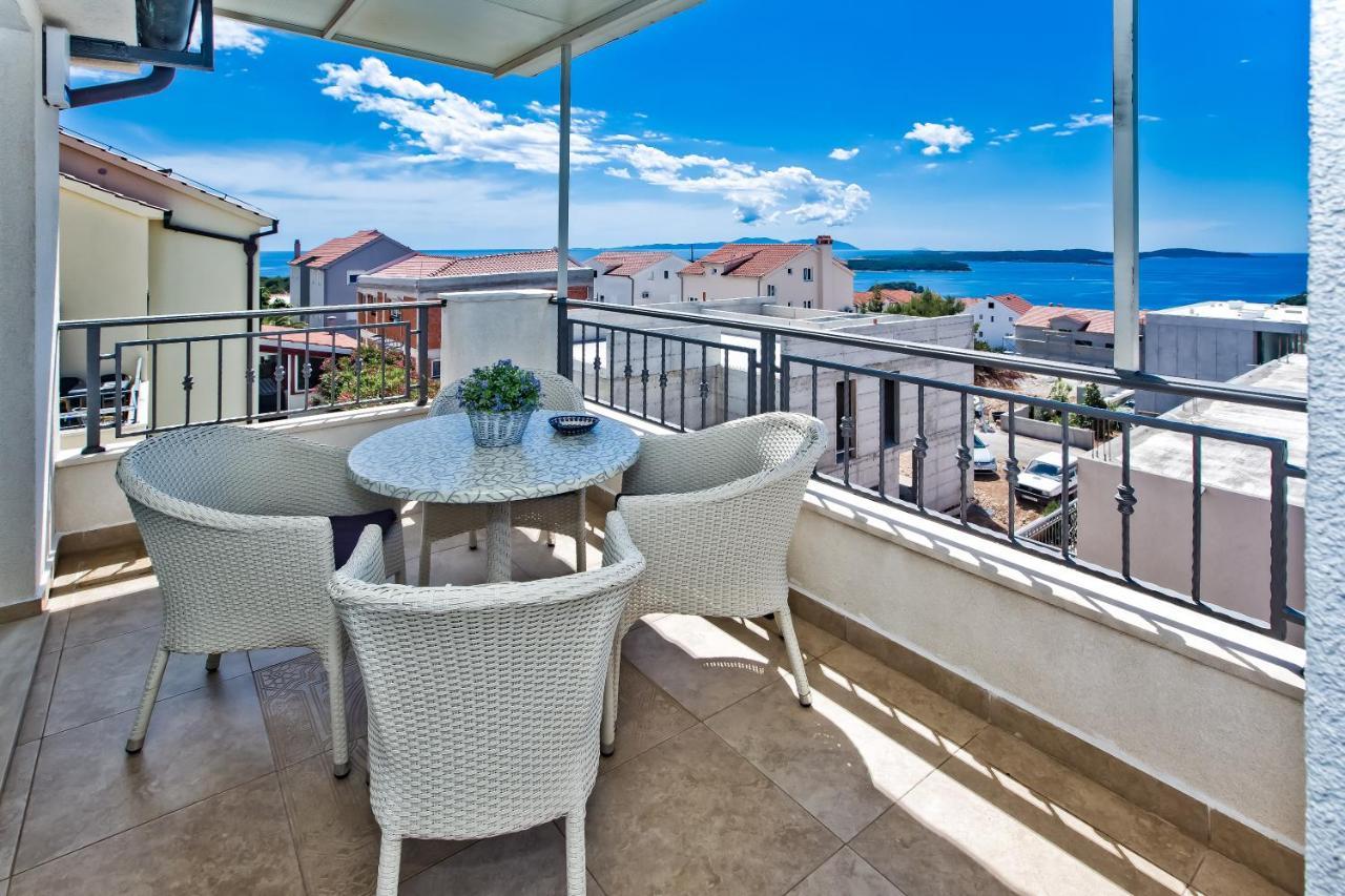 Relaxing holiday sunset apartment Hvar Town Exterior foto